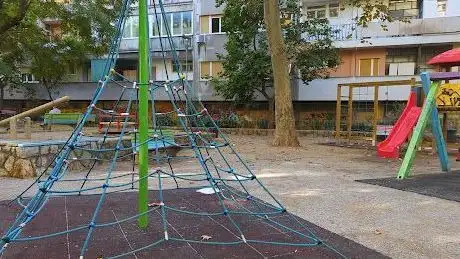 Photo de Terrain de jeu Školjić