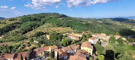 Photo de Torre del Barbarossa
