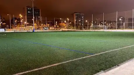 Photo de Camp de futbol Municipal Ca n'Aranyó - Agapito Fernández
