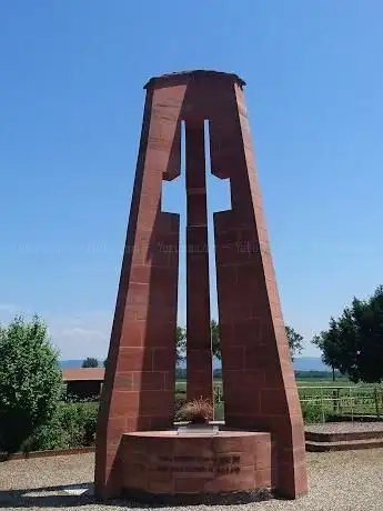 Photo de Memorial La Croix Du Moulin