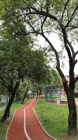 Photo de Ilhan Erdost Park
