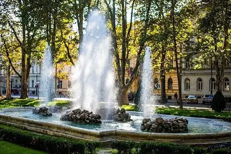 Photo de Twin Fountains