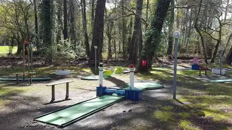 Photo de Mini-Golf Maguide