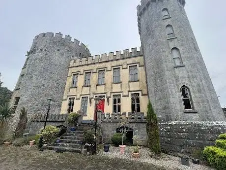 Photo de Farney Castle