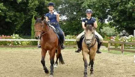 Photo de Circolo Ippico Tenuta Il Fondo Ssd Scuola Di Equitazione F.I.S.E. - Sef