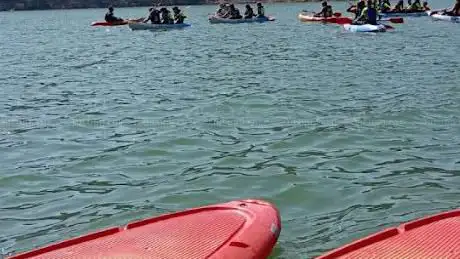 Photo de Centre d'Activitats lapica - Lloguer de Caiac i Paddle Surf - Pantà de Rialb - Lleida