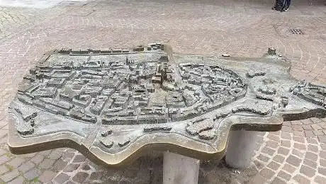 Photo de Die City in Mini