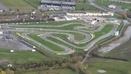 Photo de Full-throttle Karting 44