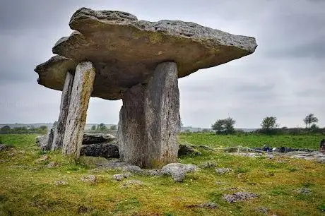 Photo de Dolmen de Poulnabrone