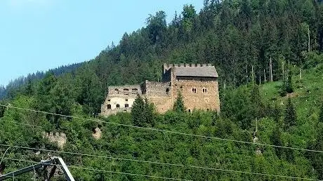 Photo de Burgruine Frauenburg