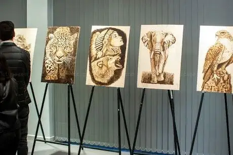 Photo de Büyük Şehir Sanat Galerisi