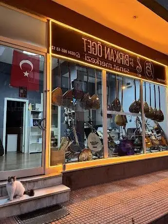Photo de Birkan Öget Sanat Merkezi