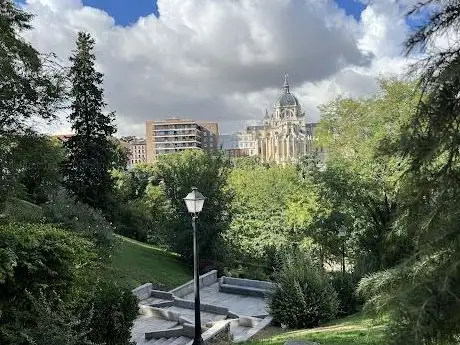 Photo de Las Vistillas Garden