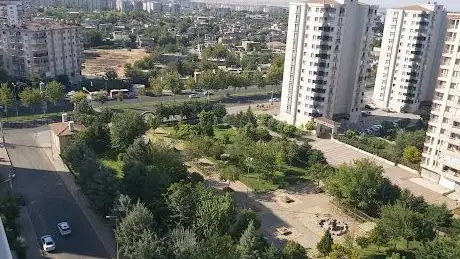 Photo de Kayapınar Mehmet Siddiqui Recreation Park