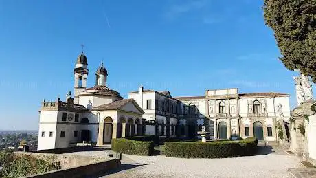 Photo de Sanctuary of the Seven Churches