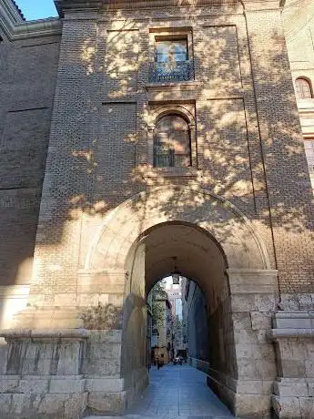 Photo de Arco de San Idelfonso
