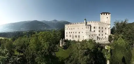 Photo de Schloss Bruck | Museum der Stadt Lienz