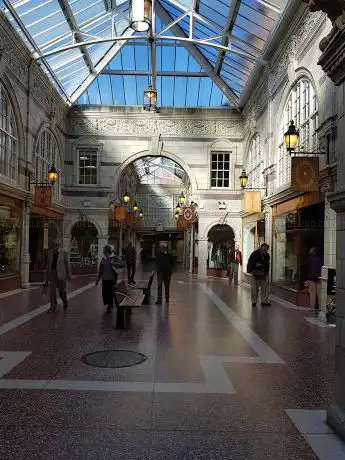 Photo de Clarendon Fine Art Chester