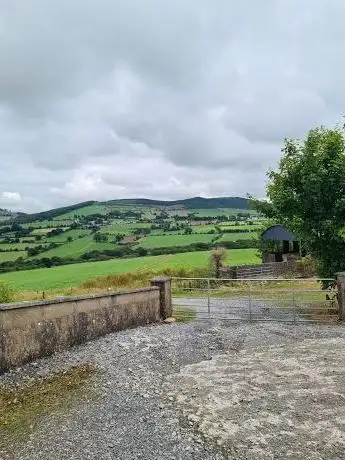 Photo de Glenroe Fairy Village