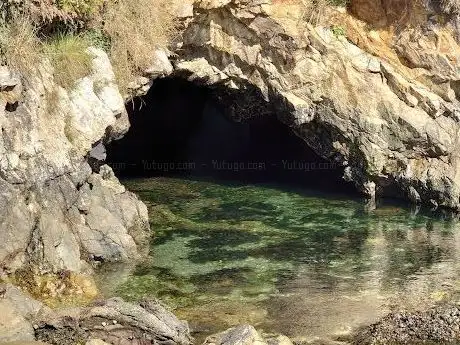 Photo de Cuas Pier Caves