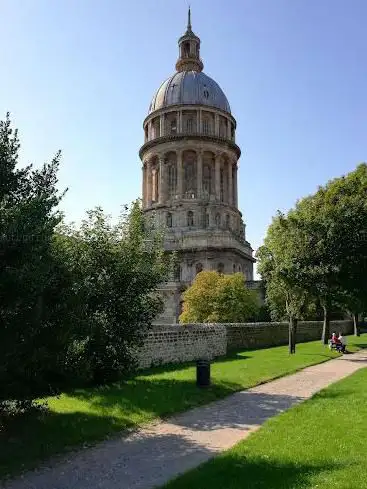 Photo de Cathedral Basilica of Our Lady of the Immaculate Conception at Boulogne-sur-Mer