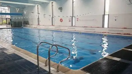 Photo de Terenure College Swimming Pool