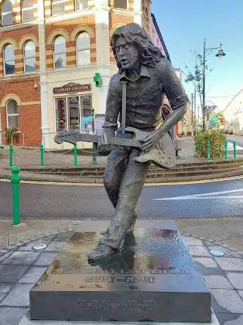 Photo de Rory Gallagher Statue