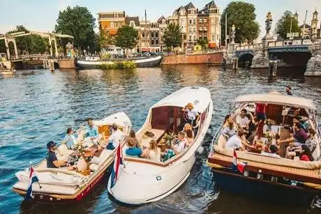 Photo de Pure Boats Amsterdam