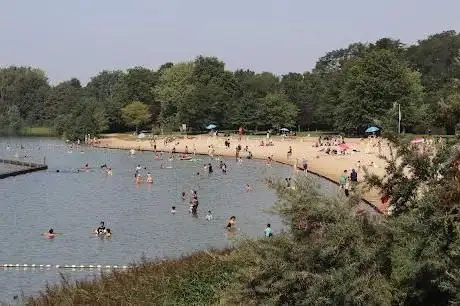 Foto de De Nekker - provinciaal Sport- en Recreatiecentrum