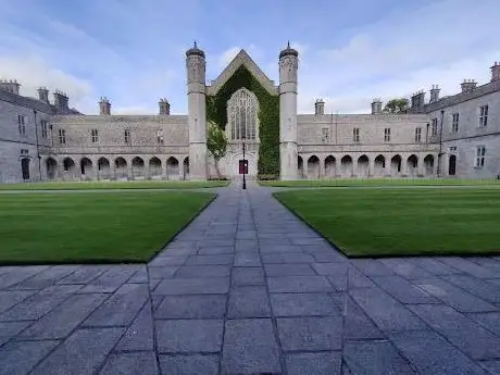 Photo de Quadrangle