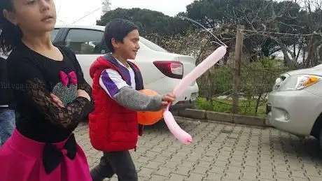 Photo de Gülyalı Belediyesi Çocuk Oyun Parkı