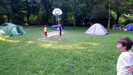 Photo de Parco pubblico dedicato allo Scautismo