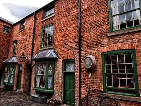 Photo de National Trust - Birmingham Back to Backs