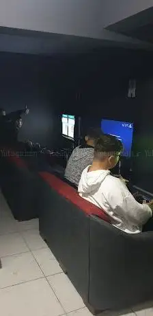 Photo de 63 Arena Playstation