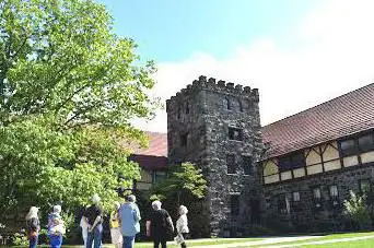 Photo of Roycroft Campus