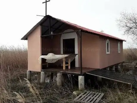 Photo de Chapel of Agios Anthimos