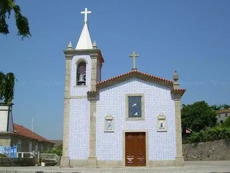 Photo de Igreja Paroquial de Canelas