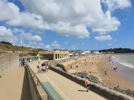 Photo de Barry island promenade