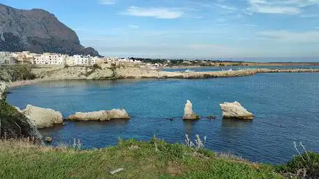 Photo de Faraglioni di Terrasini