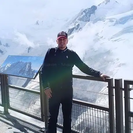 Photo de Monument national des troupes de choc