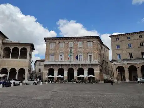 Photo de Iat-Informazione Accoglienza Turistica