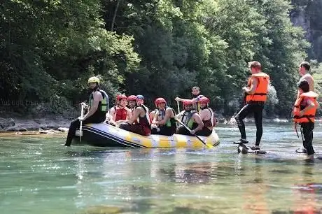 Photo de Badzo Raft
