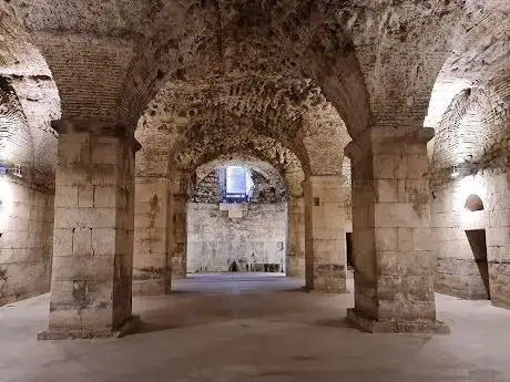 Photo de Diocletian's Cellars