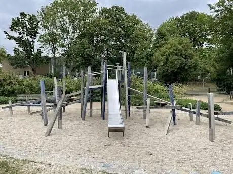 Photo de Spielplatz Blüherpark