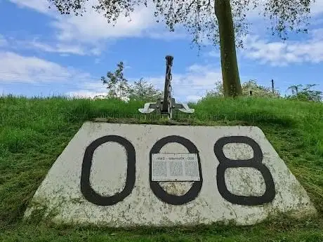 Photo de Kilometerstein Rheinkilometer 800