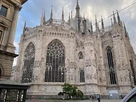 Photo de Church of Santa Maria Annunciata in Camposanto