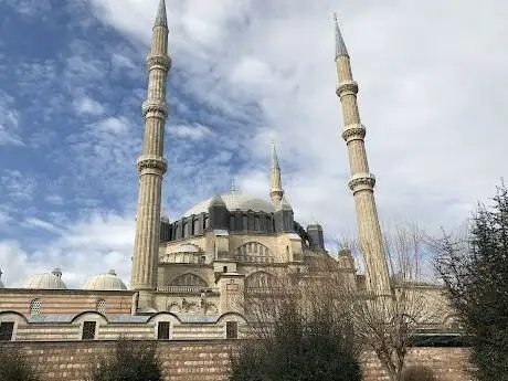 Photo de Yemiş Kapanı Hanı