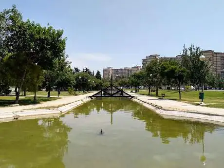 Photo de Parque de los Poetas