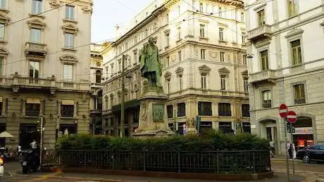 Photo de Monumento a Carlo Cattaneo