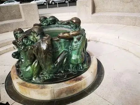 Photo de The Well Of Life